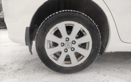 Toyota Auris II, 2011 год, 850 000 рублей, 11 фотография