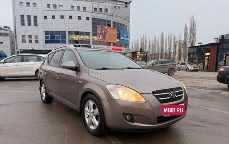 KIA cee'd I рестайлинг, 2009 год, 680 000 рублей, 1 фотография
