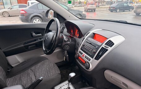 KIA cee'd I рестайлинг, 2009 год, 680 000 рублей, 22 фотография