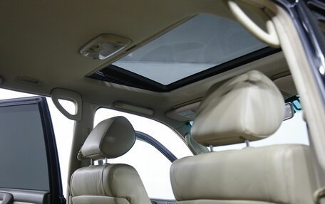 Toyota Land Cruiser 100 рестайлинг 2, 2004 год, 2 195 000 рублей, 6 фотография