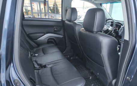 Mitsubishi Outlander III рестайлинг 3, 2007 год, 1 095 000 рублей, 8 фотография