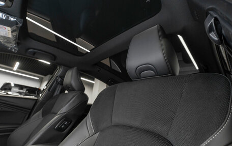 Toyota Camry, 2025 год, 4 700 000 рублей, 10 фотография