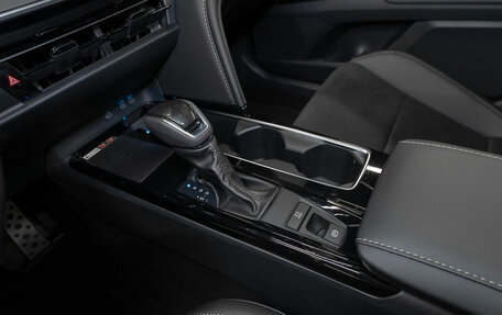 Toyota Camry, 2025 год, 4 700 000 рублей, 16 фотография