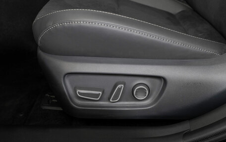 Toyota Camry, 2025 год, 4 700 000 рублей, 23 фотография