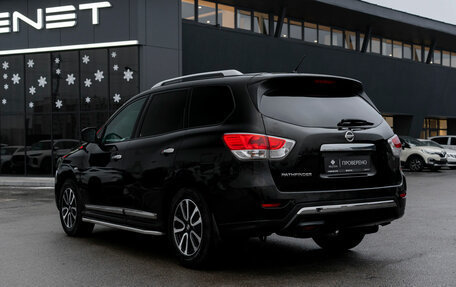 Nissan Pathfinder, 2015 год, 1 900 000 рублей, 3 фотография