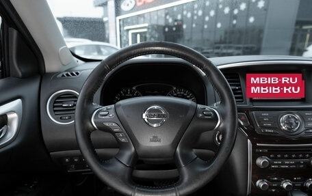 Nissan Pathfinder, 2015 год, 1 900 000 рублей, 9 фотография