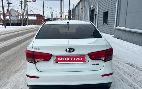 KIA Rio III рестайлинг, 2016 год, 968 000 рублей, 4 фотография