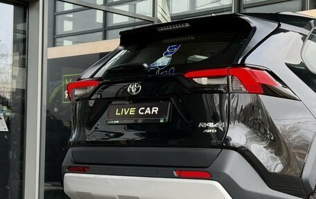 Toyota RAV4, 2025 год, 3 999 000 рублей, 24 фотография