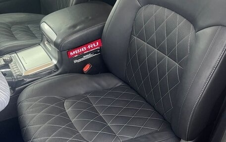 Toyota Land Cruiser 200, 2018 год, 6 800 000 рублей, 14 фотография