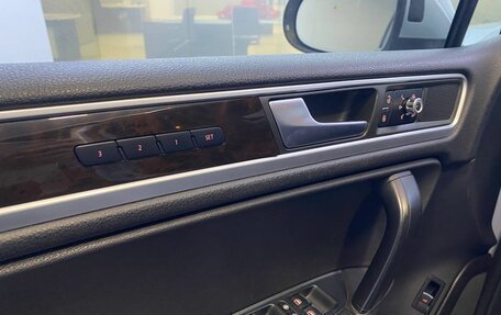 Volkswagen Touareg III, 2013 год, 2 199 000 рублей, 23 фотография