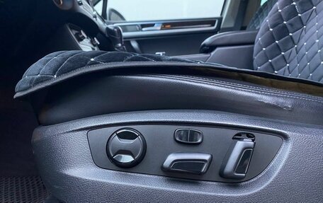 Volkswagen Touareg III, 2013 год, 2 199 000 рублей, 24 фотография