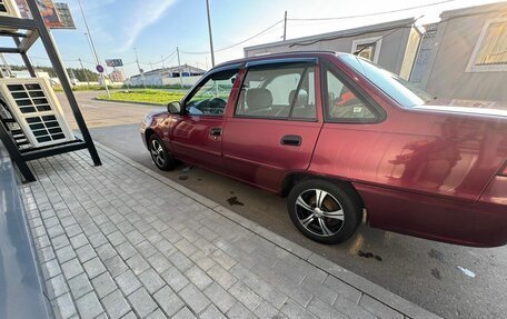 Daewoo Nexia I рестайлинг, 2011 год, 300 000 рублей, 2 фотография