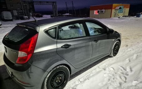 Hyundai Solaris II рестайлинг, 2014 год, 720 000 рублей, 5 фотография