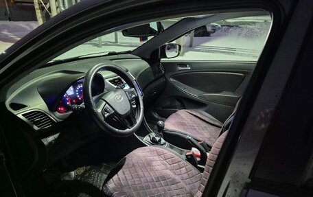 Hyundai Solaris II рестайлинг, 2014 год, 720 000 рублей, 7 фотография