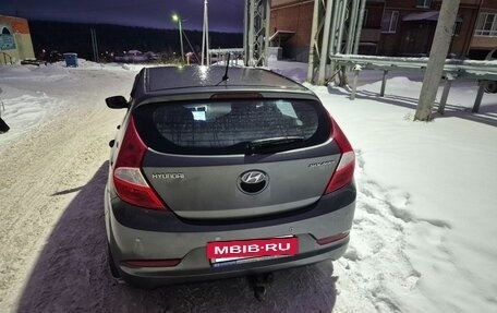 Hyundai Solaris II рестайлинг, 2014 год, 720 000 рублей, 2 фотография