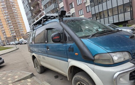 Mitsubishi Delica IV, 1997 год, 600 000 рублей, 2 фотография