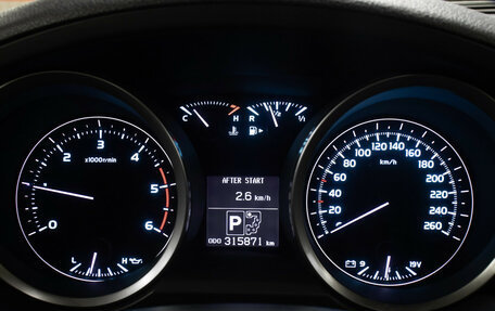 Toyota Land Cruiser 200, 2008 год, 2 849 000 рублей, 13 фотография