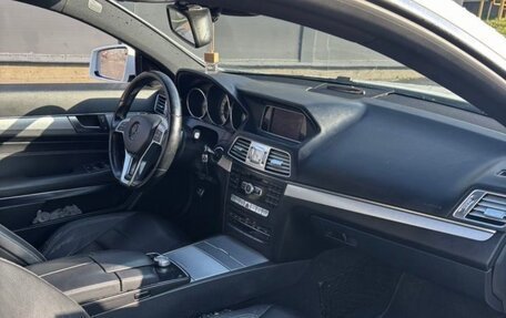 Mercedes-Benz E-Класс, 2013 год, 1 650 000 рублей, 24 фотография