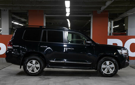 Toyota Land Cruiser 200, 2015 год, 5 298 000 рублей, 4 фотография
