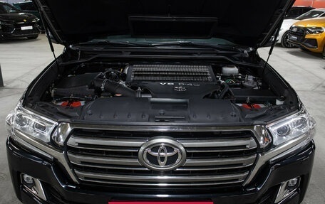 Toyota Land Cruiser 200, 2015 год, 5 298 000 рублей, 9 фотография