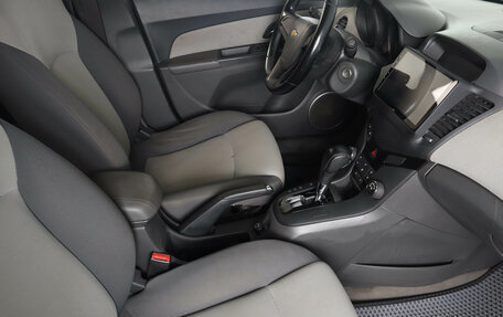 Chevrolet Cruze II, 2010 год, 599 000 рублей, 11 фотография