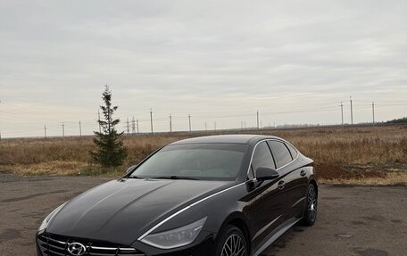 Hyundai Sonata VIII, 2019 год, 2 500 000 рублей, 40 фотография