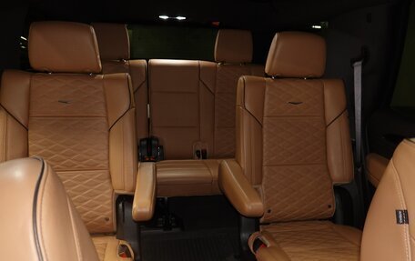 Cadillac Escalade V, 2023 год, 12 500 000 рублей, 10 фотография