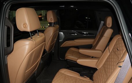 Cadillac Escalade V, 2023 год, 12 500 000 рублей, 8 фотография