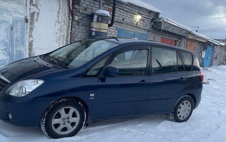 Toyota Corolla Verso I, 2002 год, 400 000 рублей, 3 фотография