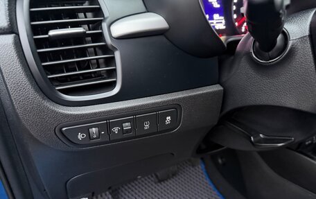 KIA Rio IV, 2017 год, 1 360 000 рублей, 18 фотография