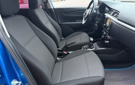 KIA Rio IV, 2017 год, 1 360 000 рублей, 25 фотография