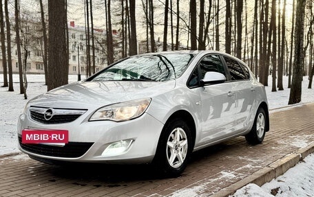 Opel Astra J, 2011 год, 599 000 рублей, 6 фотография