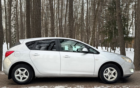 Opel Astra J, 2011 год, 599 000 рублей, 12 фотография