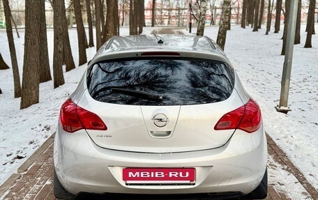 Opel Astra J, 2011 год, 599 000 рублей, 10 фотография