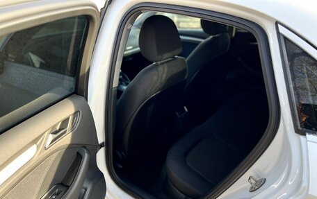 Audi A3, 2018 год, 2 200 000 рублей, 22 фотография