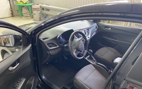 Hyundai Solaris II рестайлинг, 2018 год, 1 140 000 рублей, 6 фотография