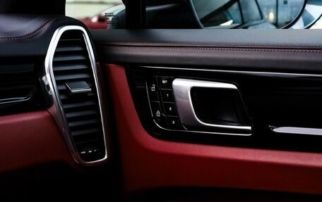 Porsche Cayenne III, 2020 год, 8 999 000 рублей, 23 фотография