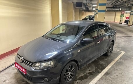 Volkswagen Polo VI (EU Market), 2012 год, 820 000 рублей, 1 фотография