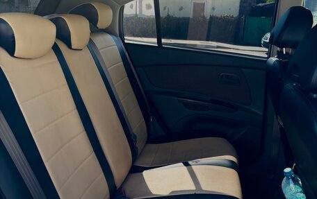 KIA Rio II, 2011 год, 700 000 рублей, 2 фотография