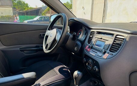 KIA Rio II, 2011 год, 700 000 рублей, 7 фотография