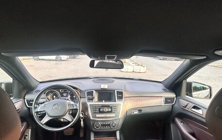Mercedes-Benz M-Класс, 2015 год, 2 300 000 рублей, 10 фотография