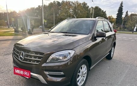 Mercedes-Benz M-Класс, 2015 год, 2 300 000 рублей, 4 фотография