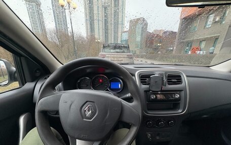 Renault Logan II, 2017 год, 619 000 рублей, 10 фотография