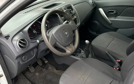 Renault Logan II, 2017 год, 619 000 рублей, 8 фотография