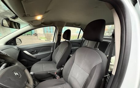 Renault Logan II, 2017 год, 619 000 рублей, 16 фотография