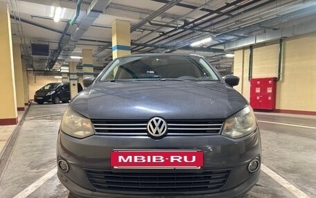 Volkswagen Polo VI (EU Market), 2012 год, 820 000 рублей, 2 фотография