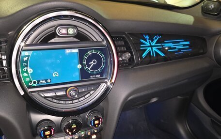 MINI Hatch, 2019 год, 4 000 000 рублей, 7 фотография