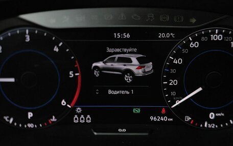 Volkswagen Tiguan II, 2018 год, 2 615 000 рублей, 17 фотография