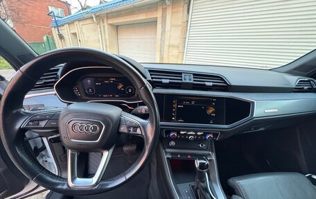 Audi Q3, 2019 год, 2 999 999 рублей, 10 фотография