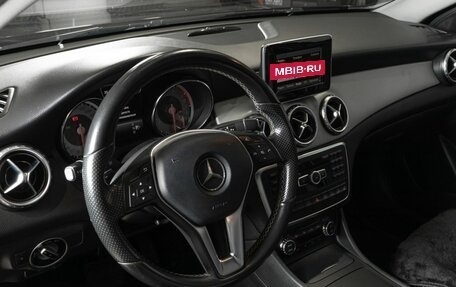 Mercedes-Benz GLA, 2015 год, 2 200 000 рублей, 5 фотография